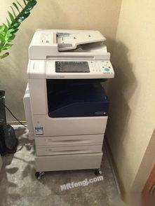 办公设备整体转让: 电脑、家具及办公设备